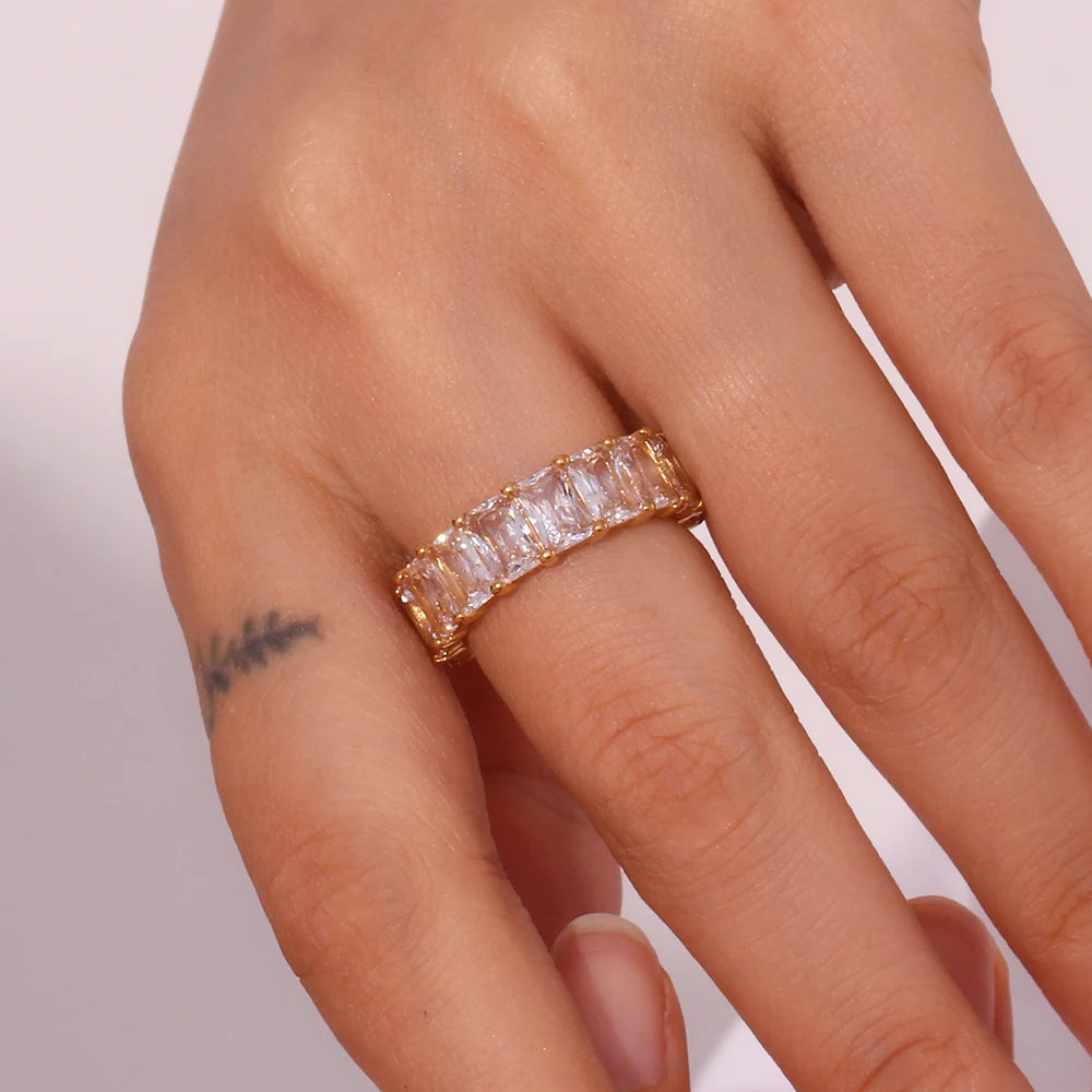 Selene Ring