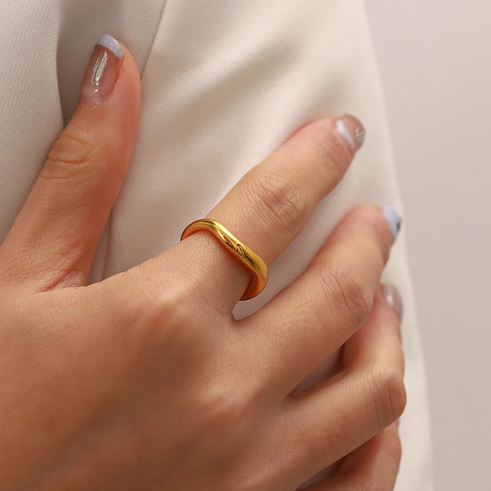 Vespera Ring