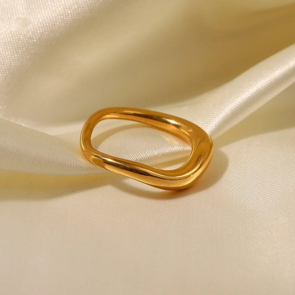 Vespera Ring