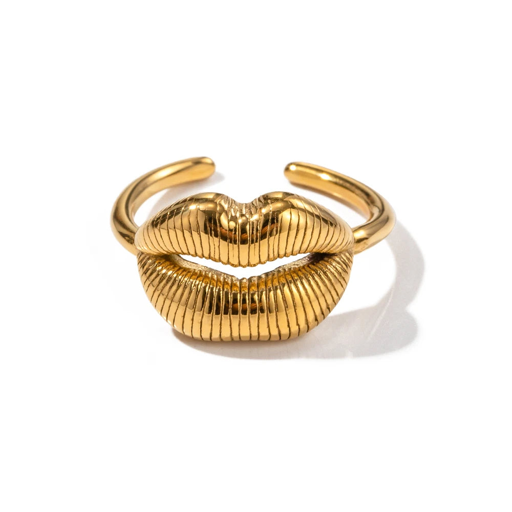 Kiss Ring